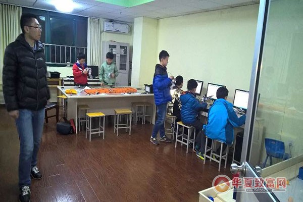 格鲁伯幼儿园加盟